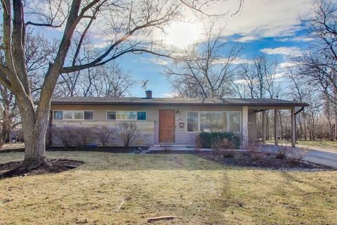 Photo of 1000 Dell Road, Northbrook, IL 60062 (MLS # 12546600)