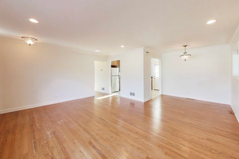 Tiny photo for 1000 Dell Road, Northbrook, IL 60062 (MLS # 12546600)