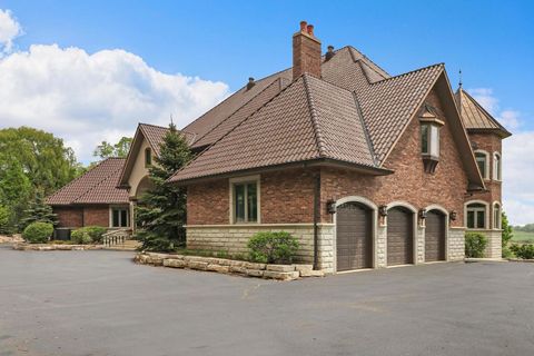 A home in Barrington Hills