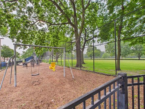 Tiny photo for 1729 E 67th Street #2E, Chicago, IL 60649 (MLS # 12393075)