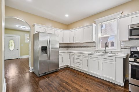 Tiny photo for 325 4th Street, Waukegan, IL 60085 (MLS # 12480132)