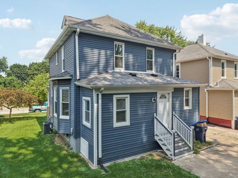 Tiny photo for 325 4th Street, Waukegan, IL 60085 (MLS # 12480132)