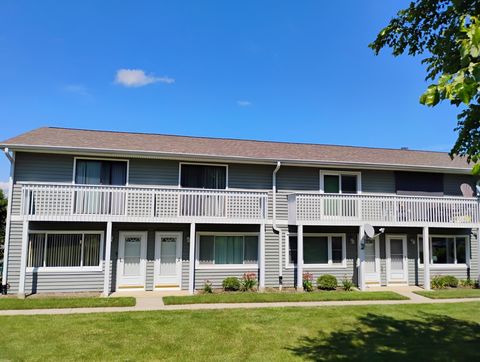 Tiny photo for 17429 W Chestnut Lane, Gurnee, IL 60031 (MLS # 12426400)