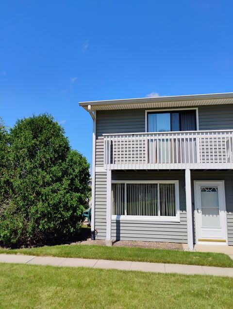 Tiny photo for 17429 W Chestnut Lane, Gurnee, IL 60031 (MLS # 12426400)