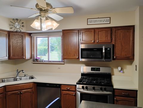 Tiny photo for 17429 W Chestnut Lane, Gurnee, IL 60031 (MLS # 12426400)