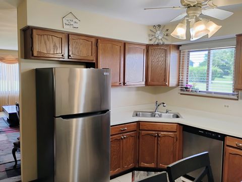 Tiny photo for 17429 W Chestnut Lane, Gurnee, IL 60031 (MLS # 12426400)