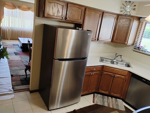Tiny photo for 17429 W Chestnut Lane, Gurnee, IL 60031 (MLS # 12426400)