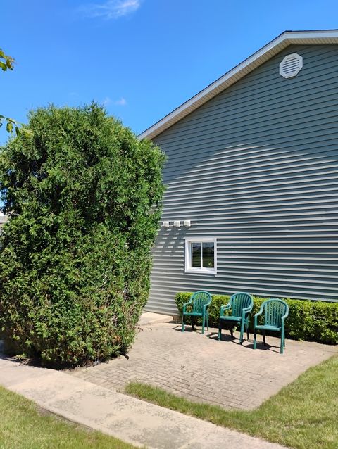 Tiny photo for 17429 W Chestnut Lane, Gurnee, IL 60031 (MLS # 12426400)