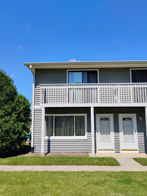 Tiny photo for 17429 W Chestnut Lane, Gurnee, IL 60031 (MLS # 12426400)