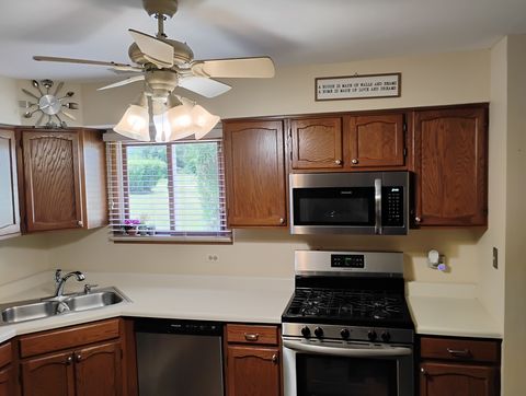 Tiny photo for 17429 W Chestnut Lane, Gurnee, IL 60031 (MLS # 12426400)