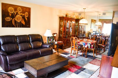 Tiny photo for 17429 W Chestnut Lane, Gurnee, IL 60031 (MLS # 12426400)