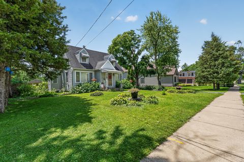 Tiny photo for 115 60TH Street, Downers Grove, IL 60516 (MLS # 12688036)
