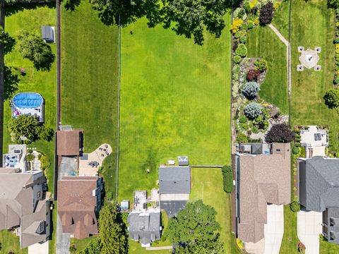 Tiny photo for 115 60TH Street, Downers Grove, IL 60516 (MLS # 12688036)