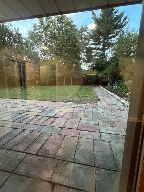 Tiny photo for 16W318 95th Place, Burr Ridge, IL 60527 (MLS # 12471419)