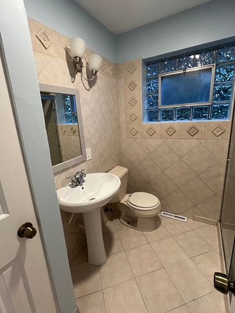 Tiny photo for 16W318 95th Place, Burr Ridge, IL 60527 (MLS # 12471419)