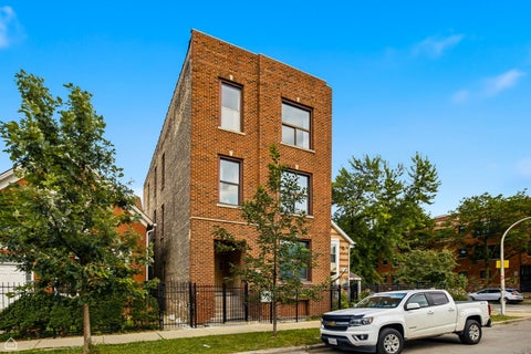 Tiny photo for 1403 N Rockwell Street #3, Chicago, IL 60622 (MLS # 12693409)