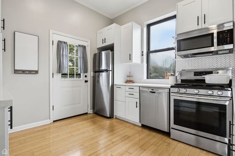 Tiny photo for 1403 N Rockwell Street #3, Chicago, IL 60622 (MLS # 12693409)
