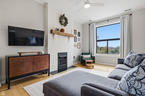 Tiny photo for 1403 N Rockwell Street #3, Chicago, IL 60622 (MLS # 12693409)