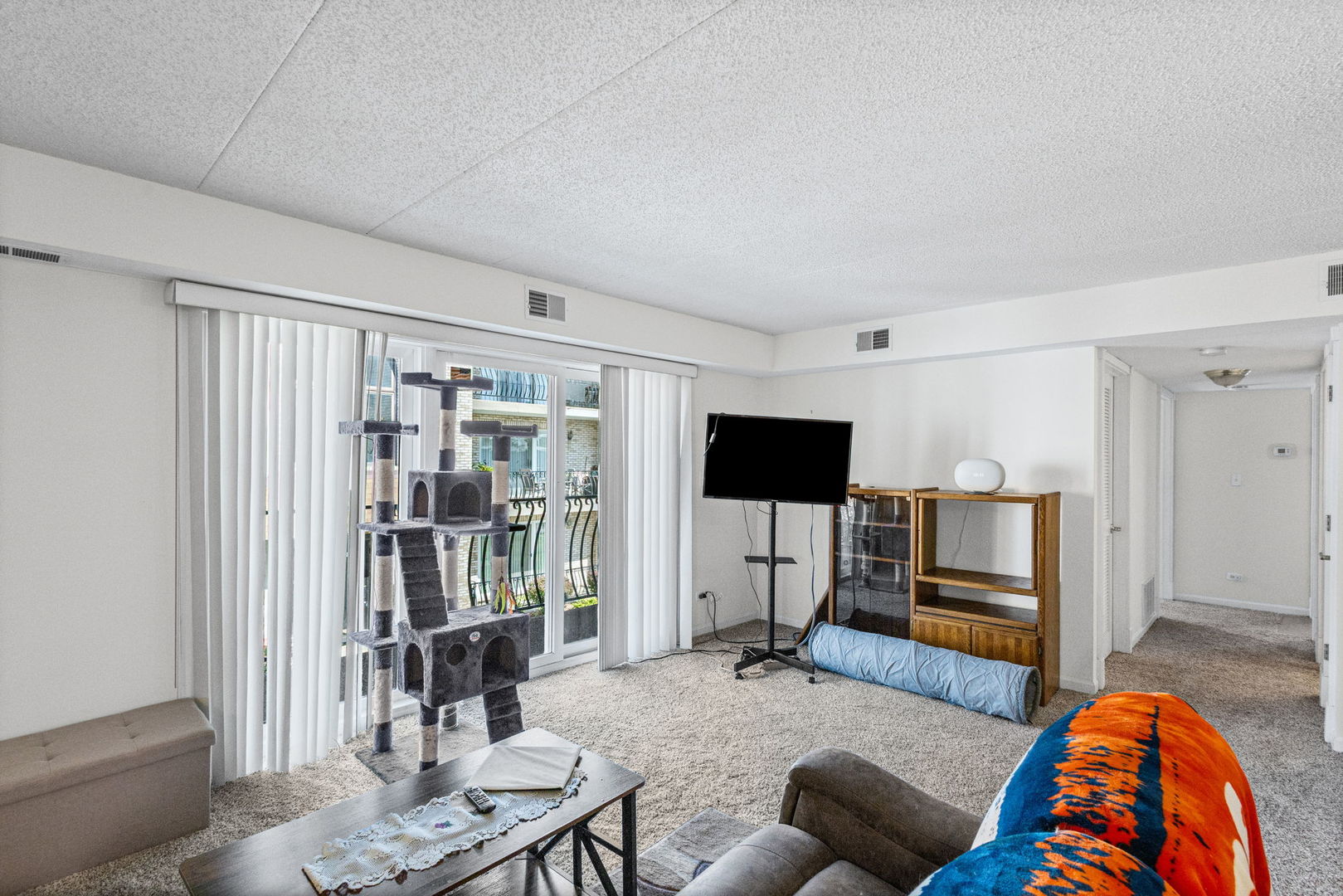 6248 S Gullikson Road 2E