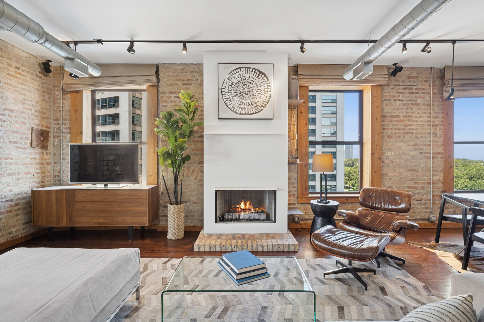 1142 S MICHIGAN Avenue 6B