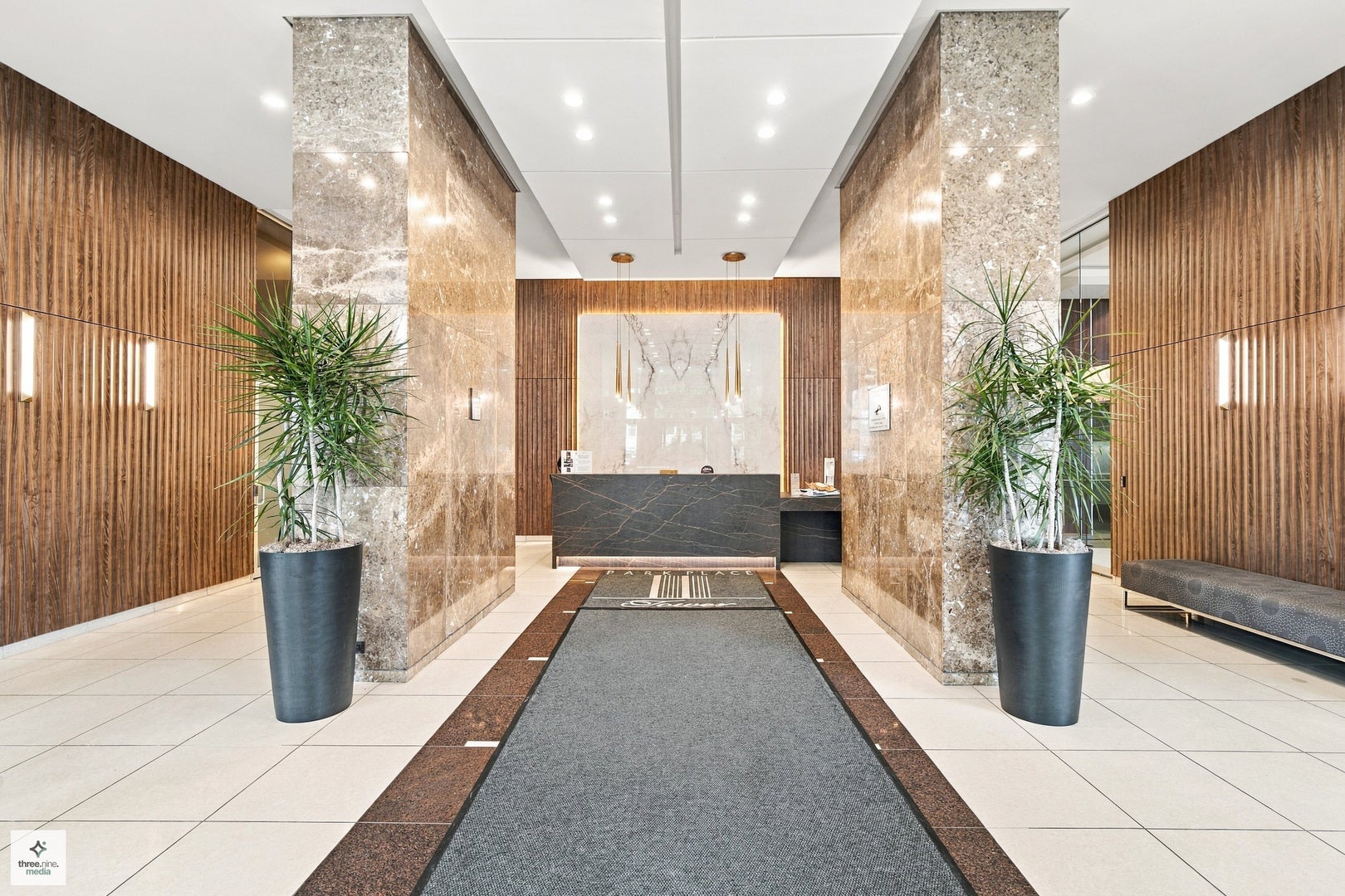 655 W Irving Park Road 5406