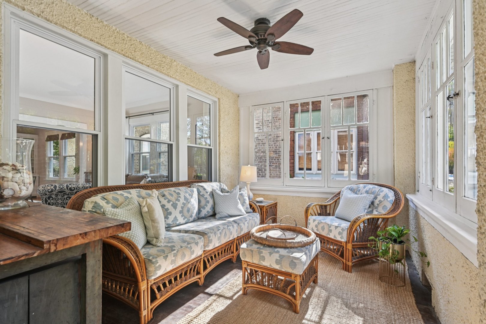 612 S Lombard Avenue