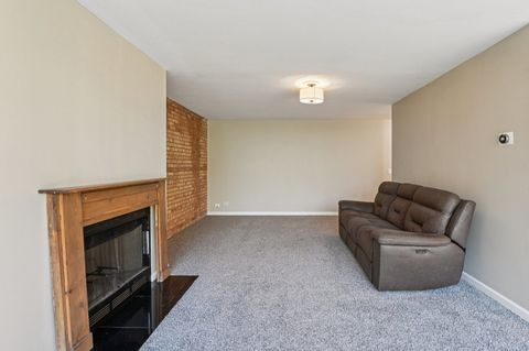 Tiny photo for 5900 Oakwood Drive #1K, Lisle, IL 60532 (MLS # 12516203)