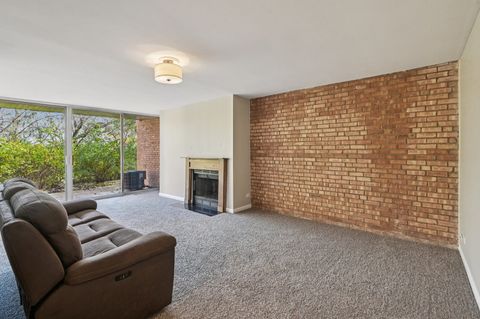 Tiny photo for 5900 Oakwood Drive #1K, Lisle, IL 60532 (MLS # 12516203)