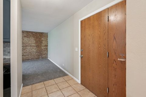 Tiny photo for 5900 Oakwood Drive #1K, Lisle, IL 60532 (MLS # 12516203)