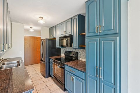 Tiny photo for 5900 Oakwood Drive #1K, Lisle, IL 60532 (MLS # 12516203)