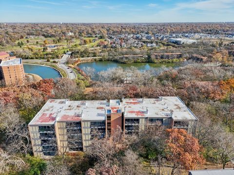 Tiny photo for 5900 Oakwood Drive #1K, Lisle, IL 60532 (MLS # 12516203)