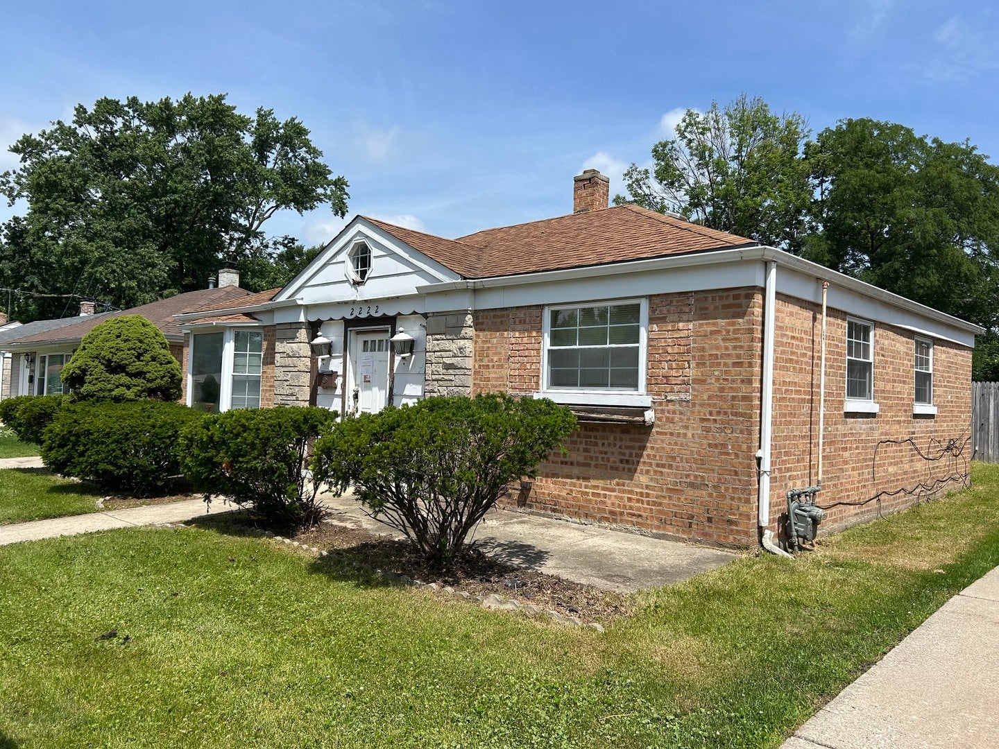 2222 Spruce Road