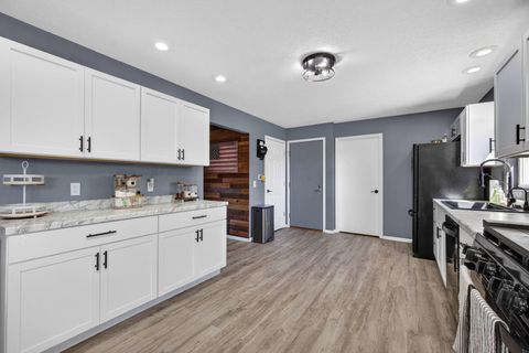 Tiny photo for 322 Sullivan Drive, Colona, IL 61241 (MLS # 12597010)