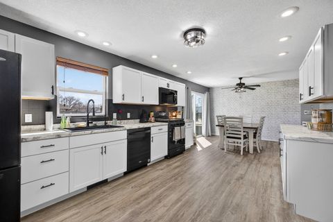 Tiny photo for 322 Sullivan Drive, Colona, IL 61241 (MLS # 12597010)