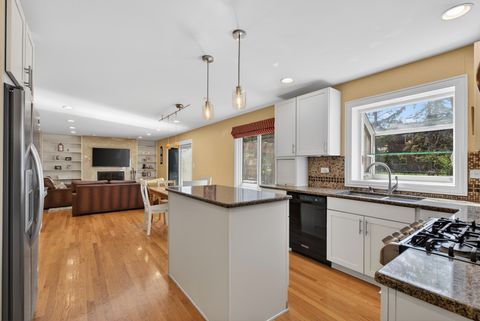 Tiny photo for 647 W Kimball Avenue, Palatine, IL 60067 (MLS # 12625838)