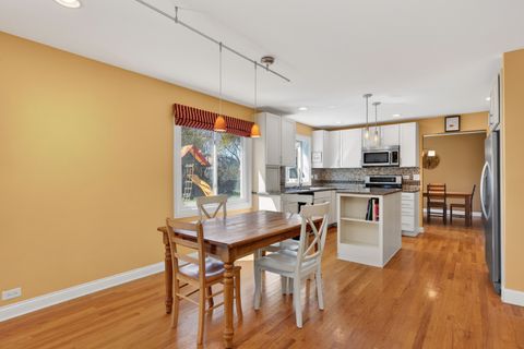Tiny photo for 647 W Kimball Avenue, Palatine, IL 60067 (MLS # 12625838)