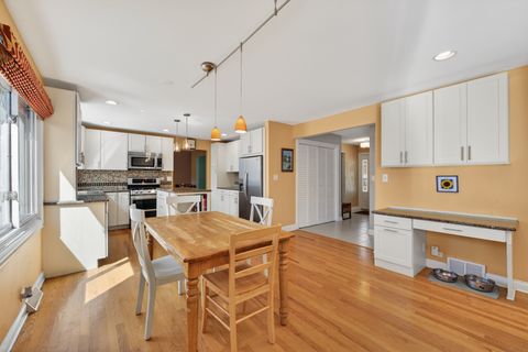 Tiny photo for 647 W Kimball Avenue, Palatine, IL 60067 (MLS # 12625838)