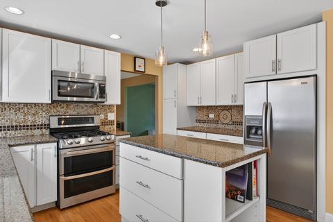 Tiny photo for 647 W Kimball Avenue, Palatine, IL 60067 (MLS # 12625838)
