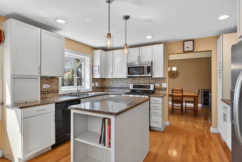 Tiny photo for 647 W Kimball Avenue, Palatine, IL 60067 (MLS # 12625838)