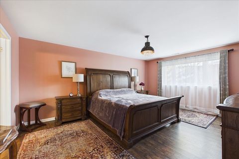 Tiny photo for 300 E Dundee Road #310, Buffalo Grove, IL 60089 (MLS # 12588848)