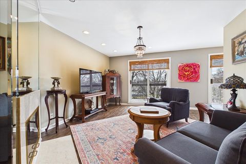 Tiny photo for 300 E Dundee Road #310, Buffalo Grove, IL 60089 (MLS # 12588848)