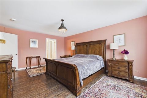 Tiny photo for 300 E Dundee Road #310, Buffalo Grove, IL 60089 (MLS # 12588848)