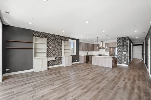 Tiny photo for 117 S Bell Avenue #4N, Chicago, IL 60612 (MLS # 12504792)