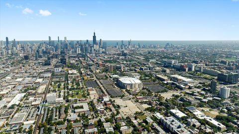 Tiny photo for 117 S Bell Avenue #4N, Chicago, IL 60612 (MLS # 12504792)