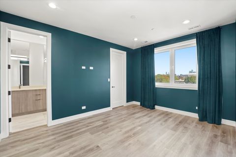 Tiny photo for 117 S Bell Avenue #4N, Chicago, IL 60612 (MLS # 12504792)