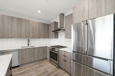Tiny photo for 117 S Bell Avenue #4N, Chicago, IL 60612 (MLS # 12504792)