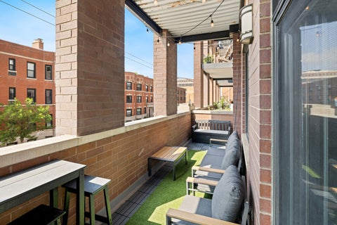 Tiny photo for 2901 N Halsted Street #203, Chicago, IL 60657 (MLS # 12755685)