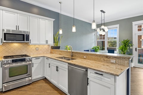 Tiny photo for 2901 N Halsted Street #203, Chicago, IL 60657 (MLS # 12755685)
