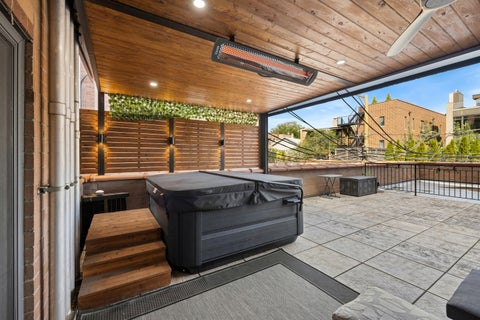 Tiny photo for 2901 N Halsted Street #203, Chicago, IL 60657 (MLS # 12755685)