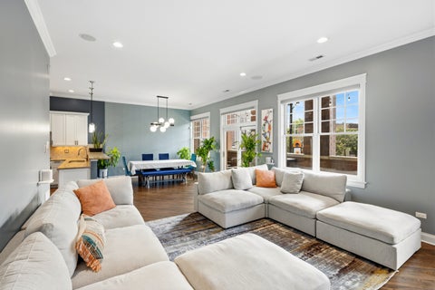 Tiny photo for 2901 N Halsted Street #203, Chicago, IL 60657 (MLS # 12755685)